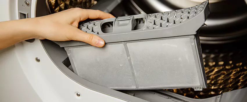 Signs Of A Clogged Dryer Lint Trap in Martinsburg, West Virginia